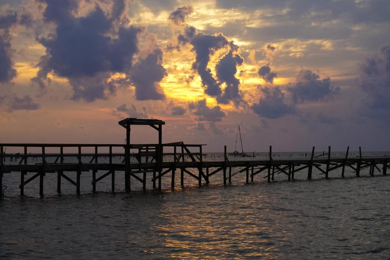 Heron'S Hideaway Rockport Exterior photo